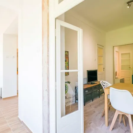 아파트 Shortstayflat - New & Spacious Iii *