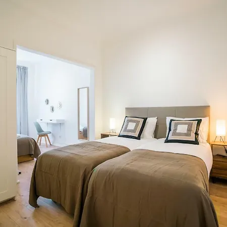 Shortstayflat - New & Spacious Iii 아파트